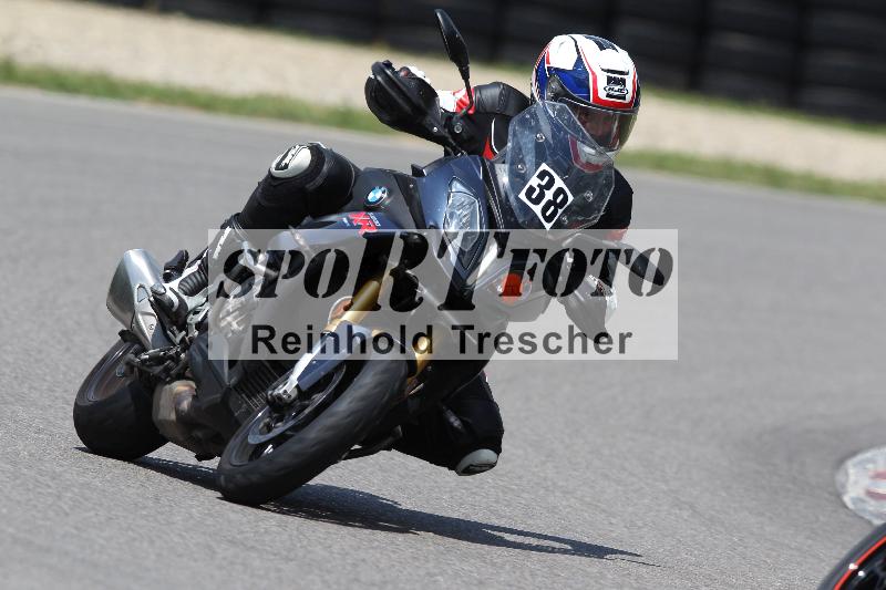 /Archiv-2022/33 29.06.2022 Max Riedo ADR/A und B/38